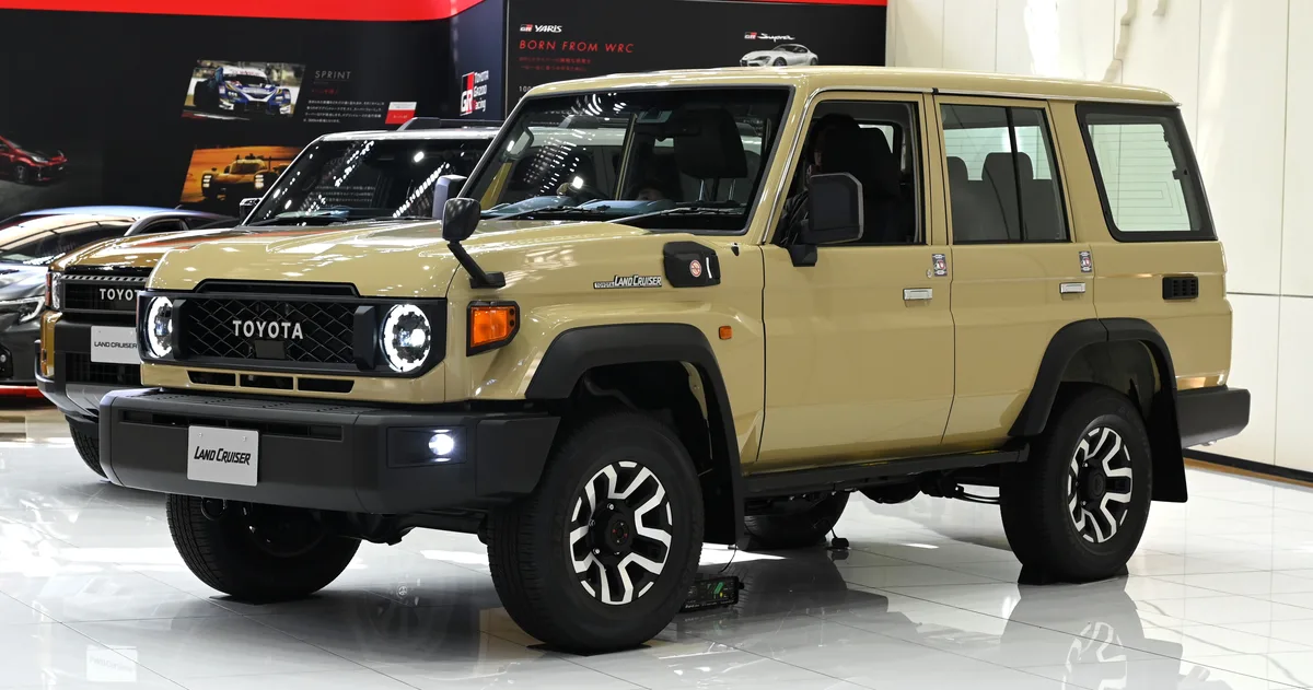 Toyota Land Cruiser 70 Series - Photo 3