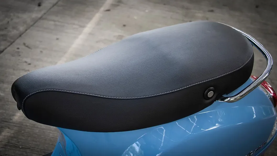 Vespa VXL 150 thumbnail 5