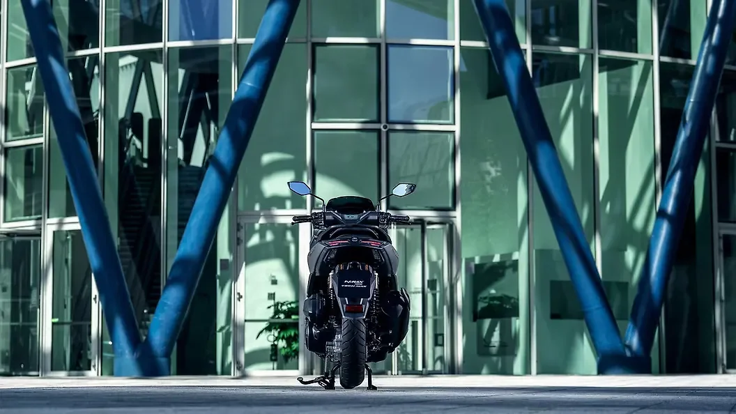 Yamaha NMax 155 thumbnail 3