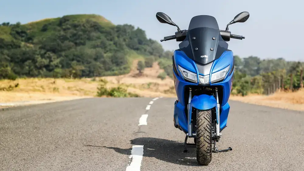 Aprilia SXR 160 thumbnail 2