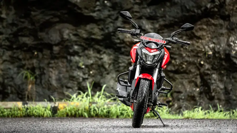 Bajaj Dominar 250 thumbnail 2