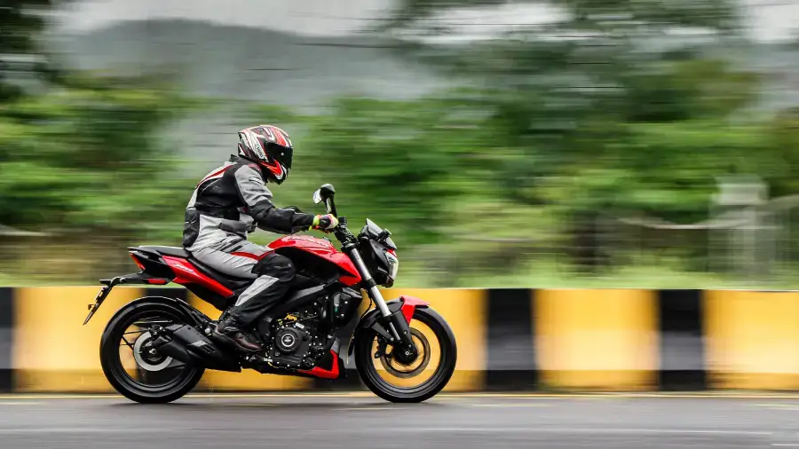 Bajaj Dominar 250 thumbnail 5