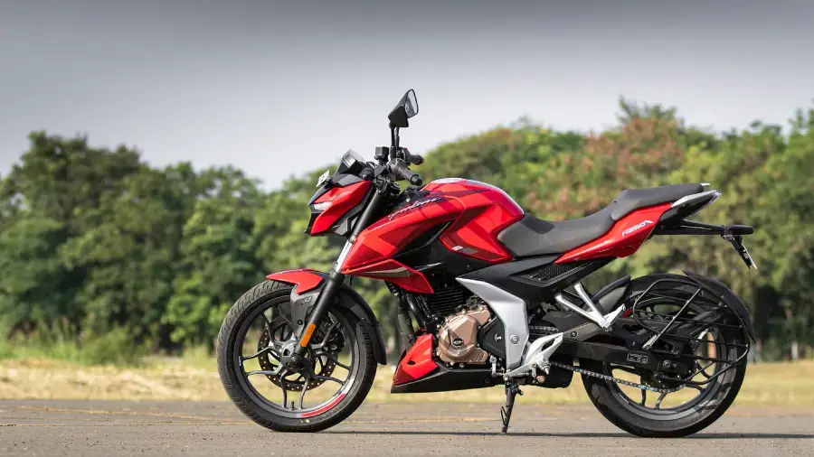 Bajaj Pulsar N250 thumbnail 5