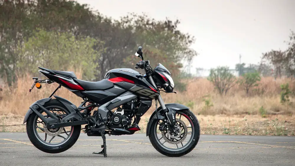Bajaj Pulsar NS160 thumbnail 2