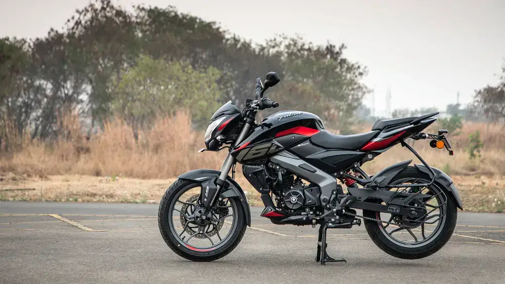 Bajaj Pulsar NS160 thumbnail 4