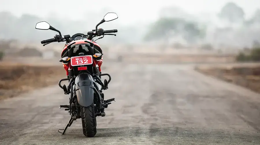 Bajaj Pulsar NS200 thumbnail 5