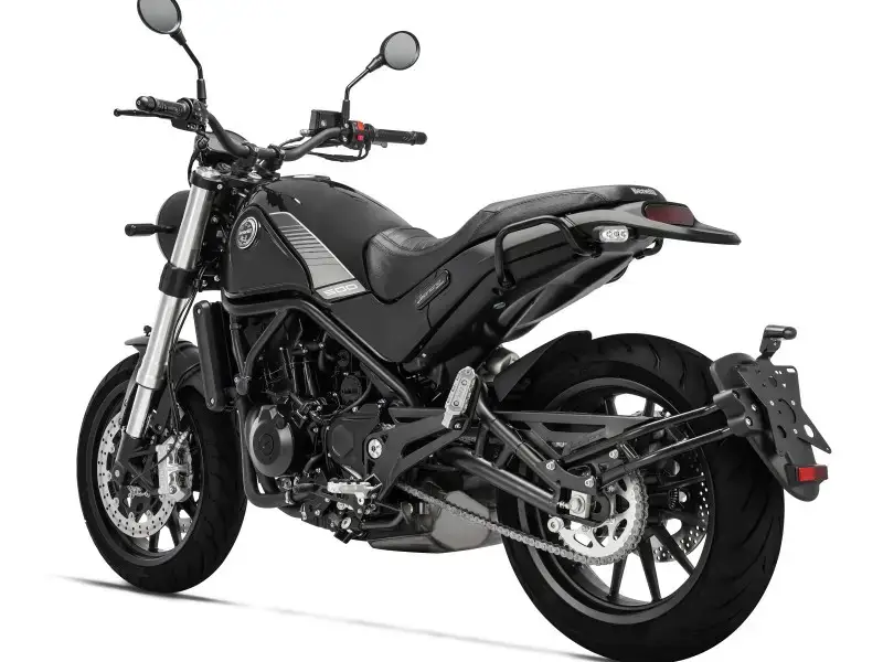 Benelli Leoncino 500 thumbnail 2