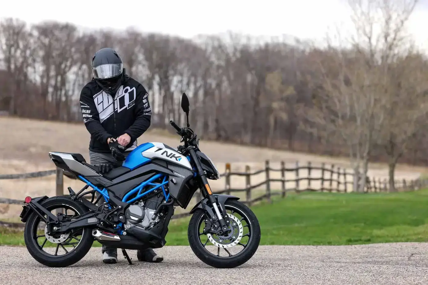 CF-Moto 300NK thumbnail 2