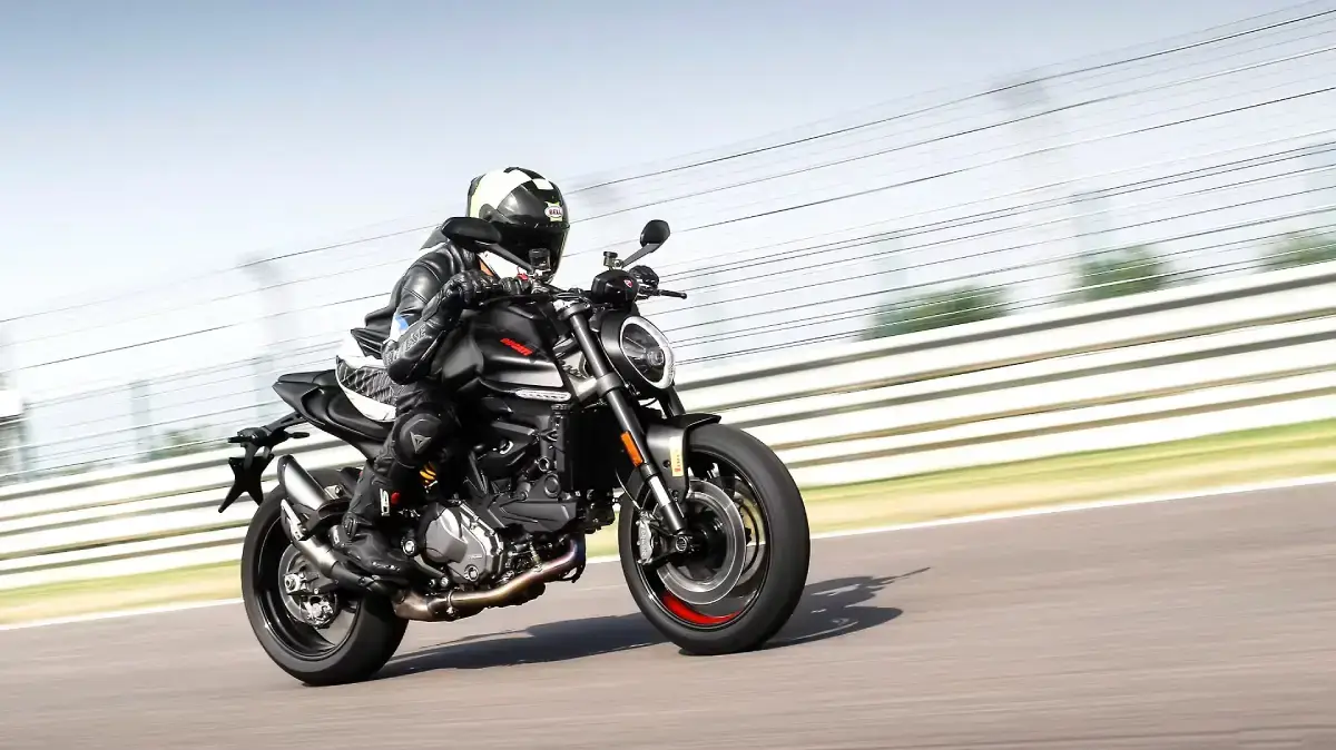 Ducati Monster thumbnail 3