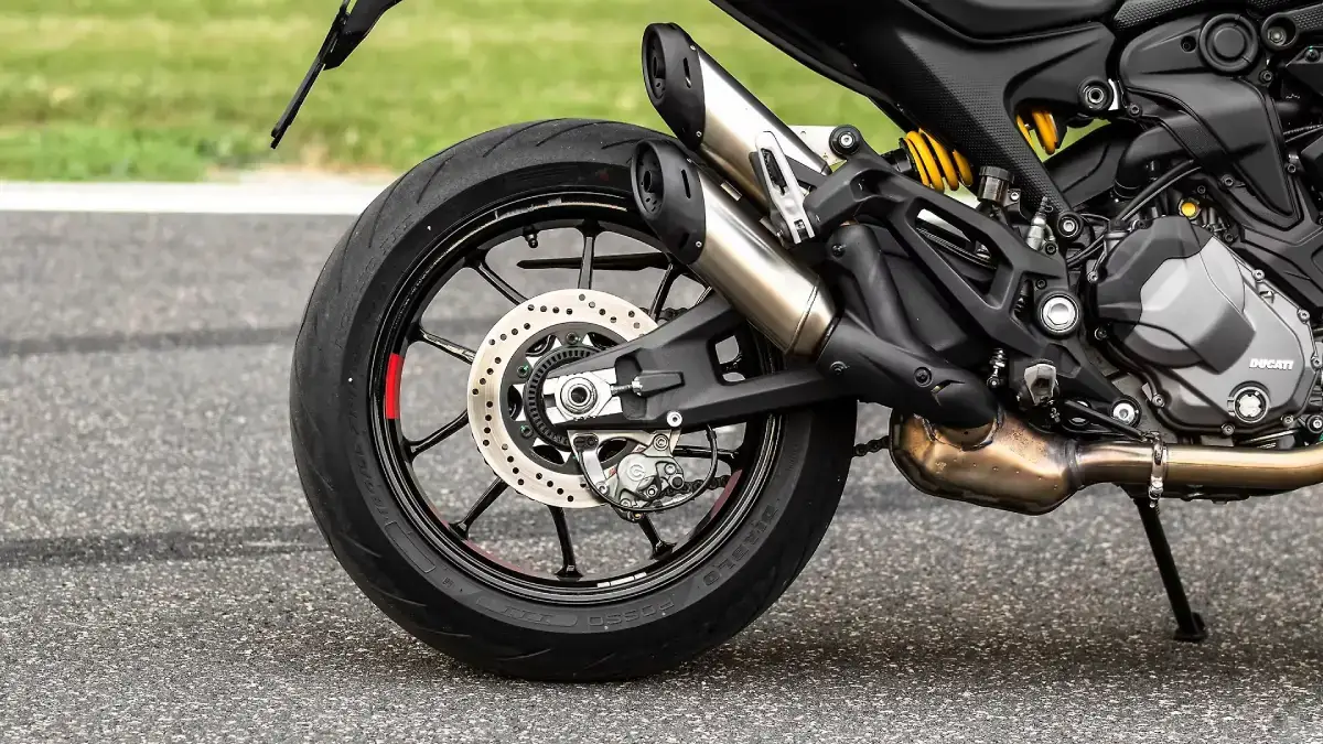 Ducati Monster thumbnail 5