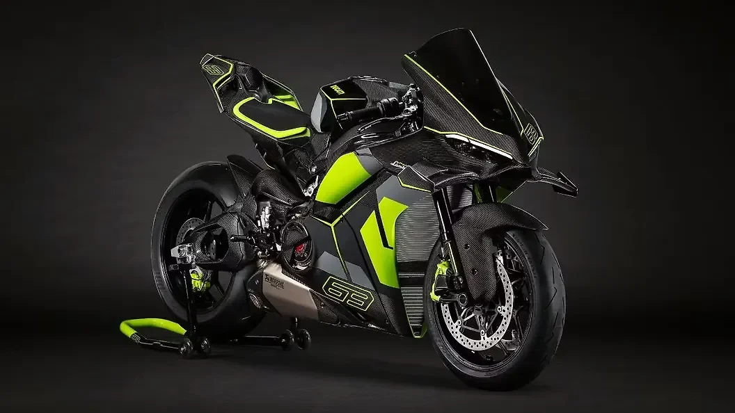 Ducati Panigale V4 S - Photo 1