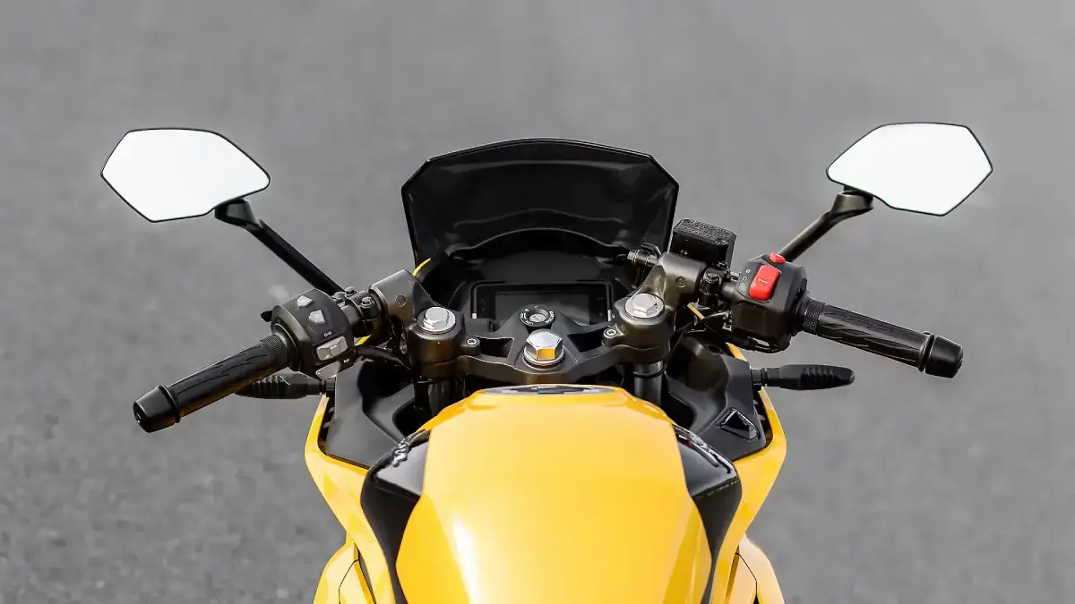 Hero Karizma XMR - Photo 1