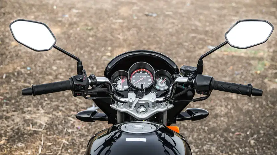 Honda CB Unicorn - Photo 1