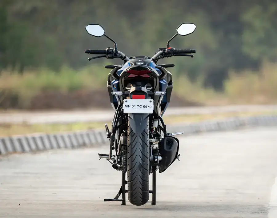 Honda Hornet 2.0 thumbnail 3