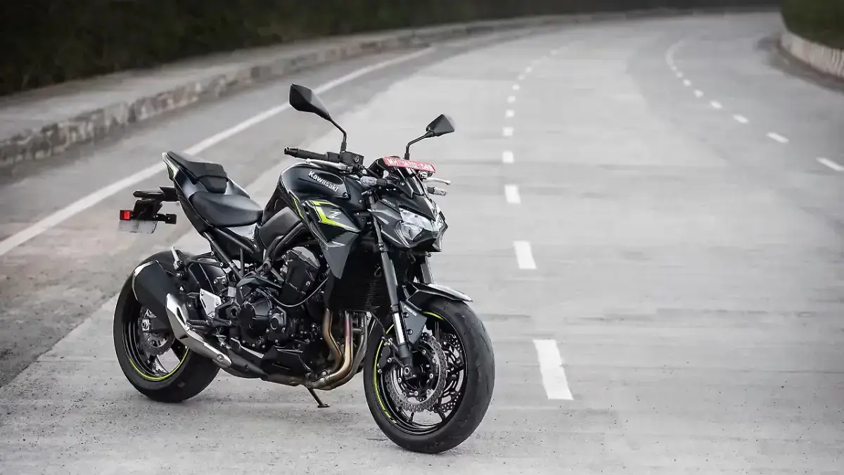 Kawasaki Z900 thumbnail 4