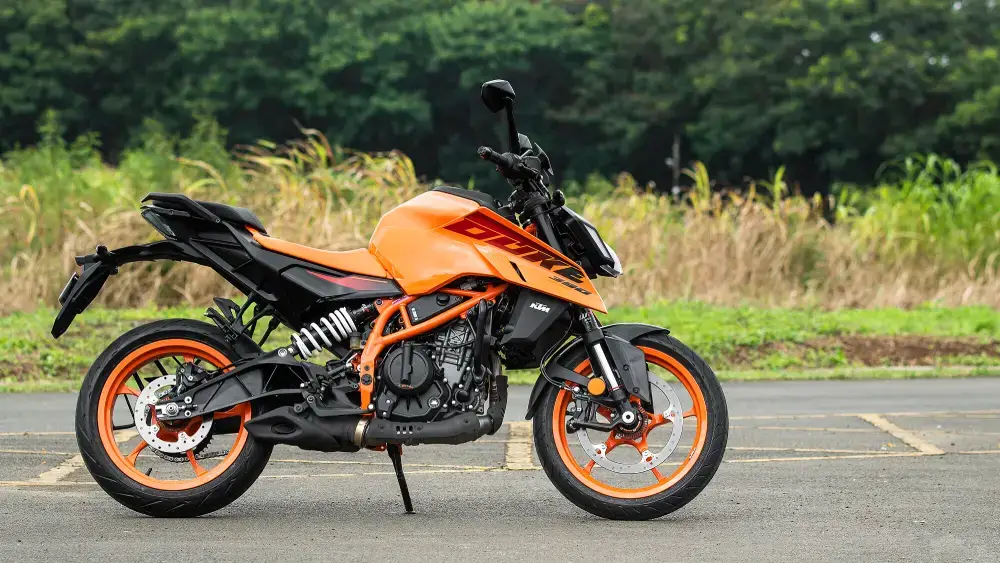 KTM 390 Duke - Photo 1