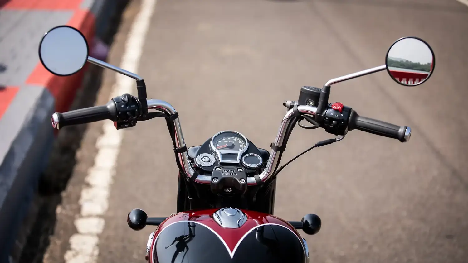 Royal Enfield Goan Classic 350 thumbnail 3
