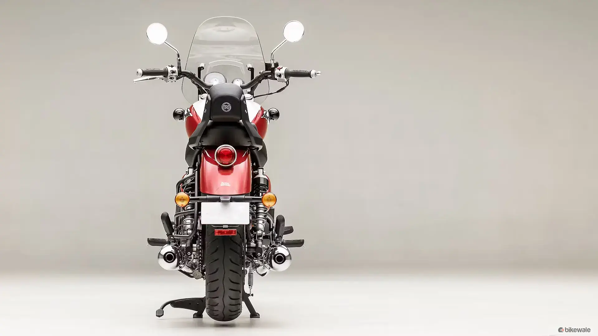 Royal Enfield Super Meteor 650 thumbnail 5