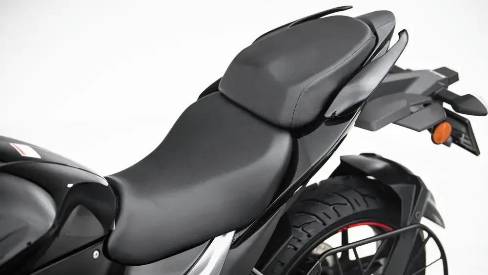 Suzuki Gixxer thumbnail 3