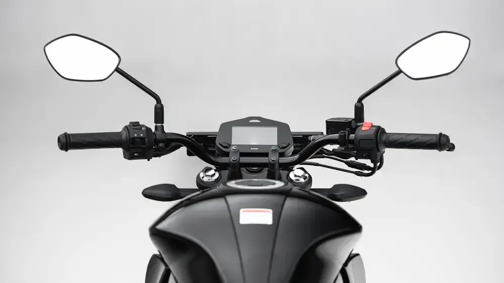 Suzuki Gixxer thumbnail 5