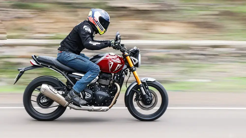 Triumph Speed 400 - Photo 1