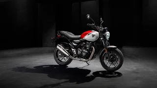 Triumph Speed T4