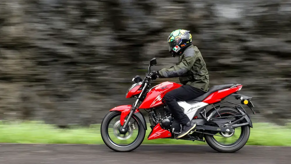 TVS Apache RTR 160 4V thumbnail 2