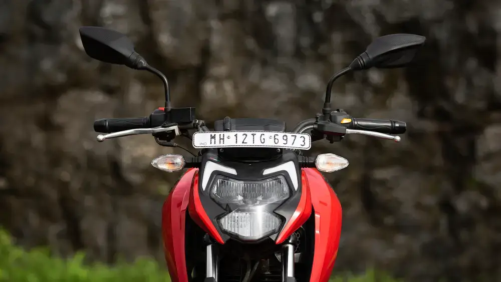 TVS Apache RTR 160 4V thumbnail 3
