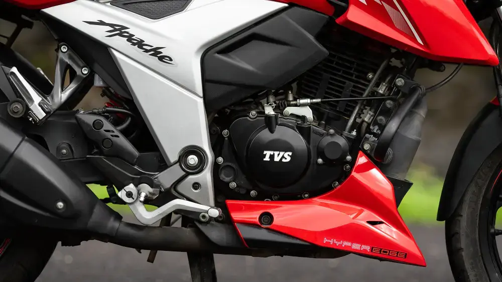 TVS Apache RTR 160 4V thumbnail 4