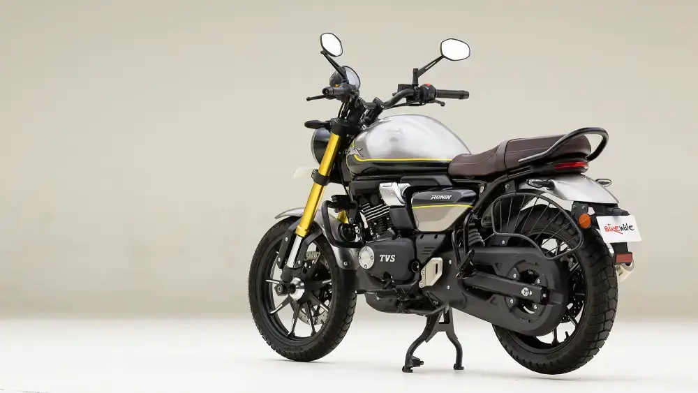 TVS Ronin - Photo 1