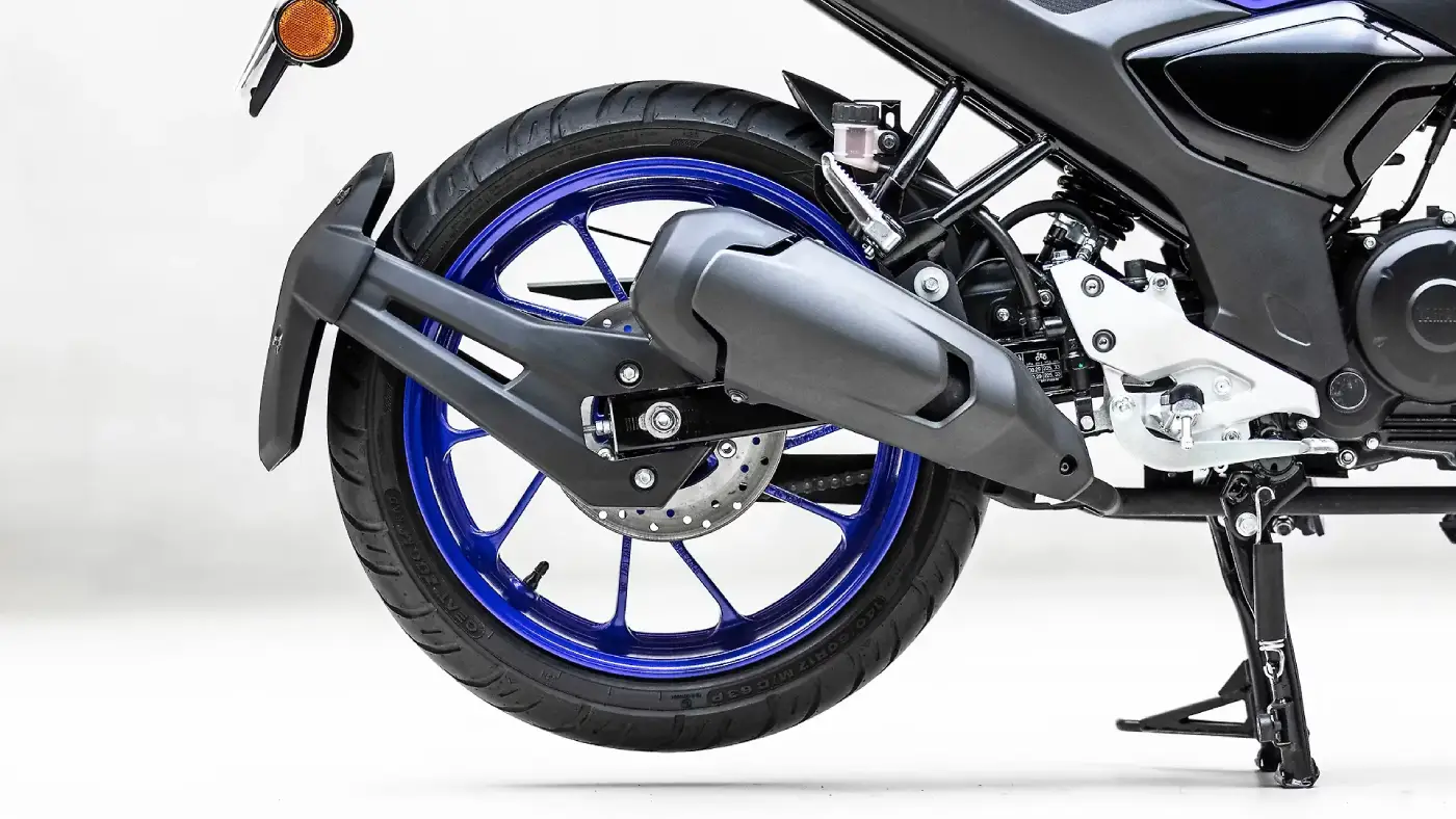 Yamaha FZ S Hybrid thumbnail 2