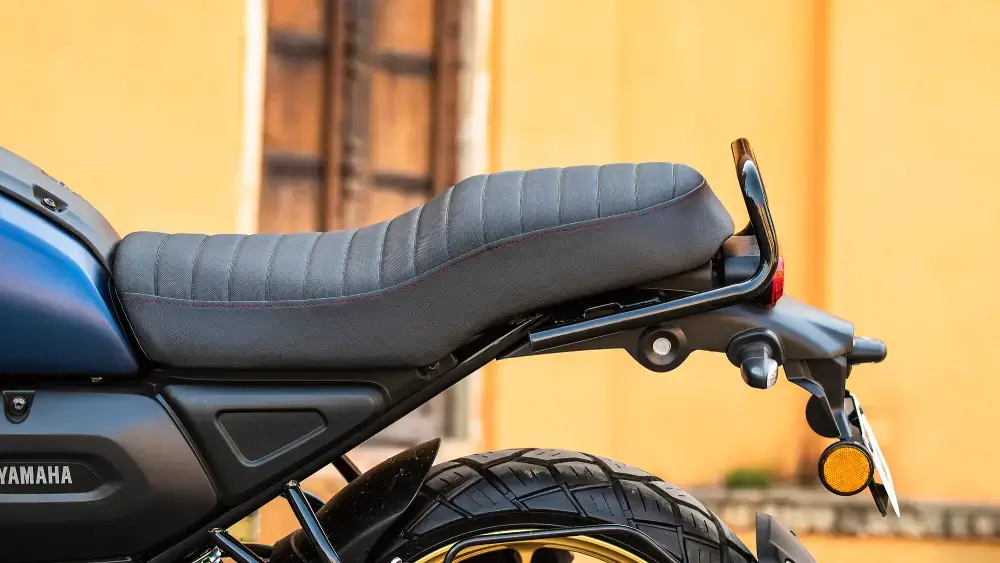Yamaha FZ-X thumbnail 3
