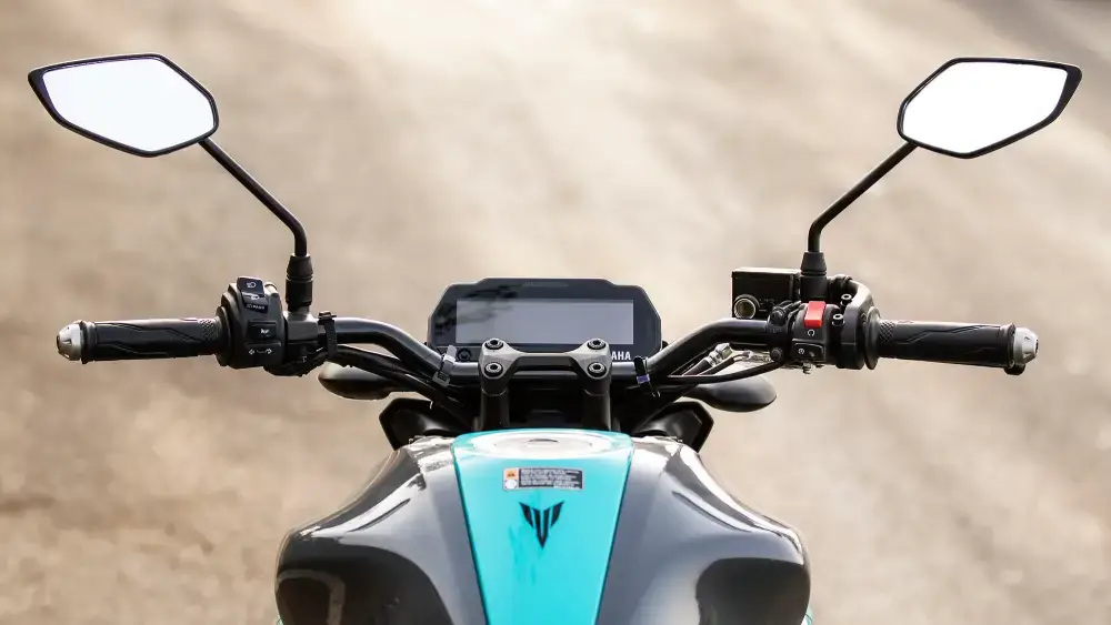 Yamaha MT 15 V2 thumbnail 4