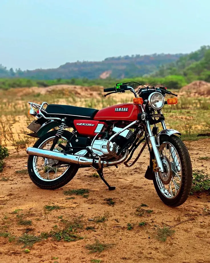 Yamaha RX 100 thumbnail 3