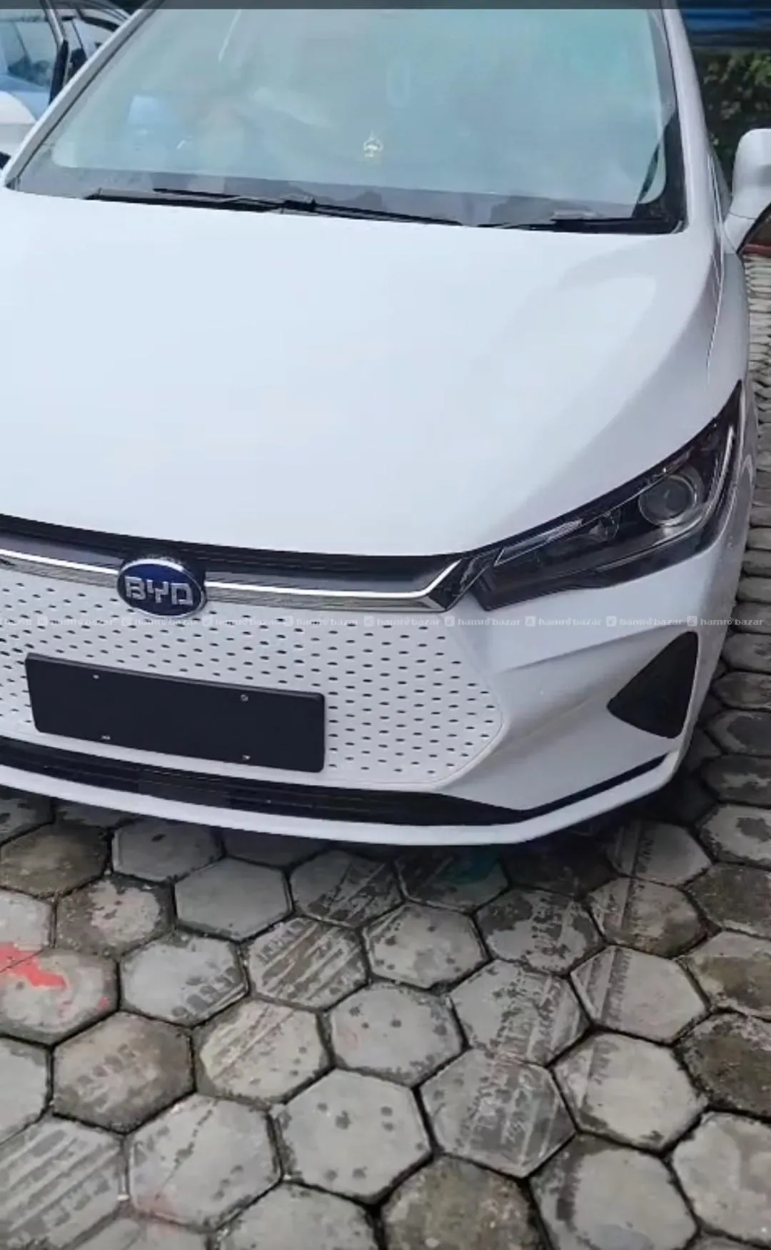 Byd e6 (slightly negotiable for genuine buyers)