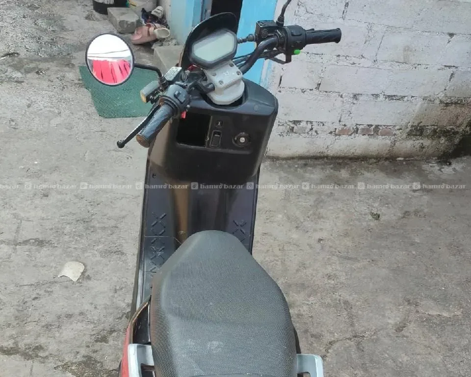 NIU nqi sports -109 lot with new battery! - Photo 2