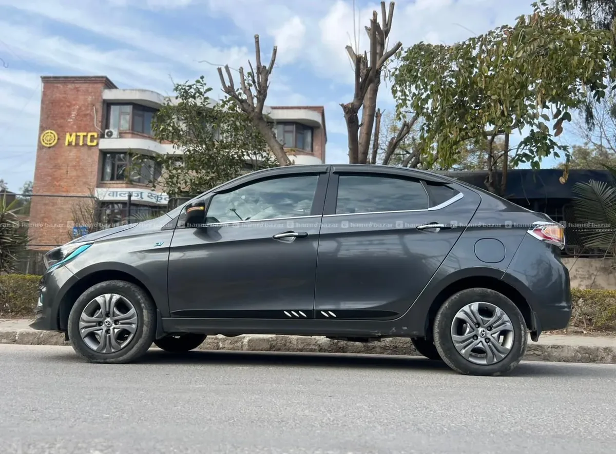 Tata Tigor EV XZ+ 2022 "Single Hand" - Photo 3
