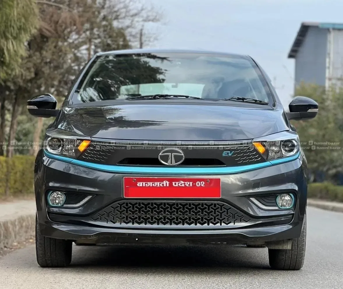 TATA Tigor EV XZ+ 2023 Model (32K KM) Single Hand - Photo 3