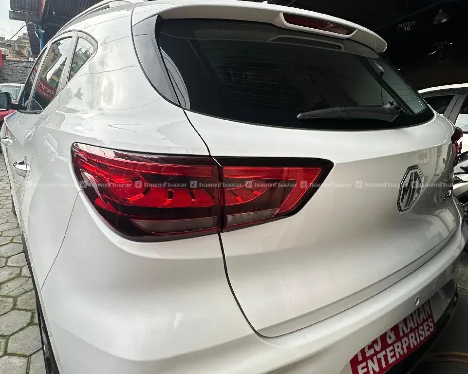 MG ZS EV 2023 Model with Panaromic Sunroof
