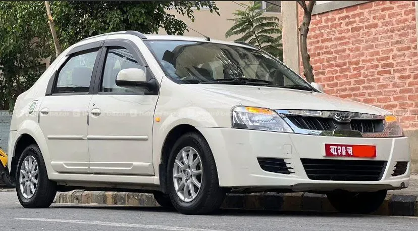 Mahindra E Verito D6 EV “Single Hand” 2018 - Photo 3
