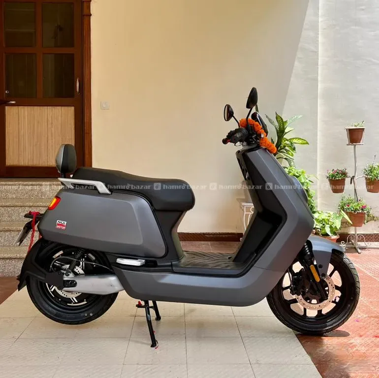 NIU NQi GTS Smart E-Scooter Dual Battery 80km/h - Photo 3