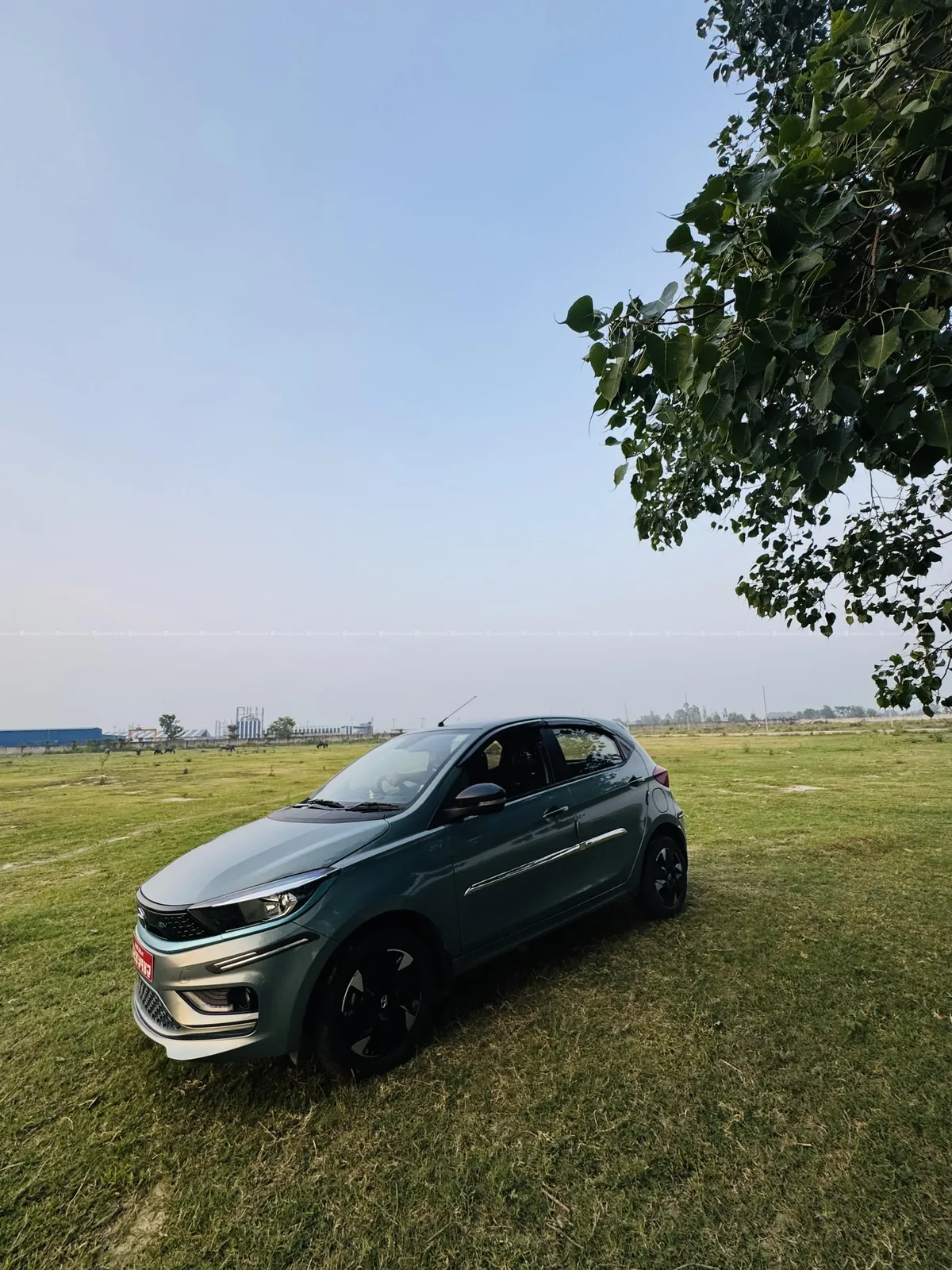 Tata tiago EV xz+Lux( Single Hand)