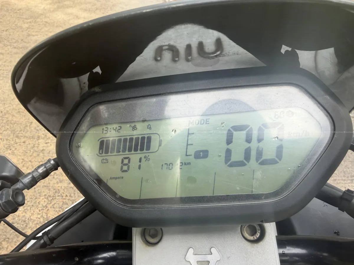 NIU e-scooter for sale - Photo 2