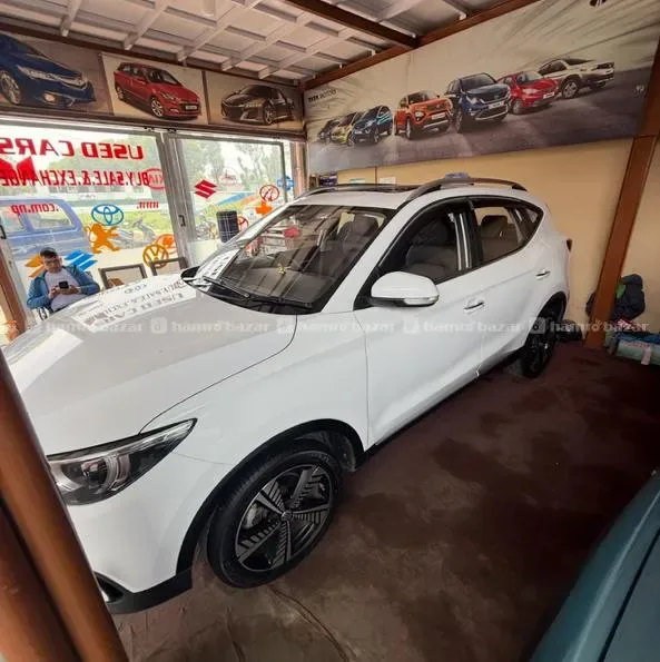 MG ZS EV 2021 25,000 KM RUN ONLY WITH SUNROOF ! - Photo 1