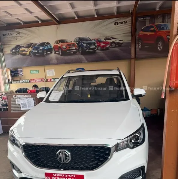 MG ZS EV 2021 25,000 KM RUN ONLY WITH SUNROOF ! - Photo 2