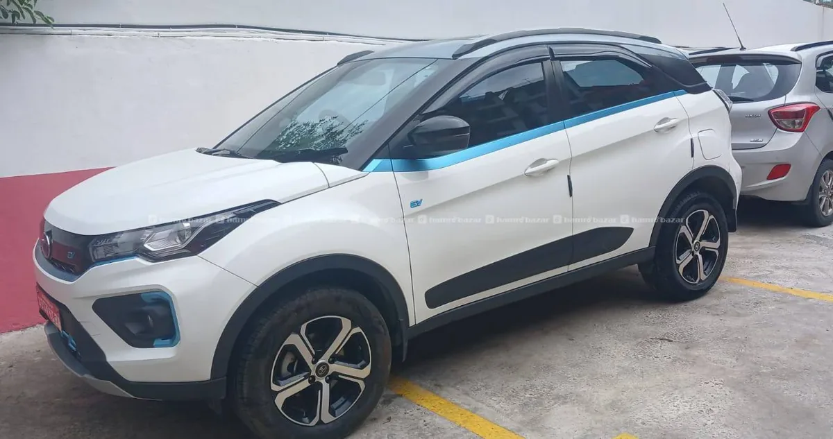 Tata Nexon EV XZ Plus LUX Sunroof