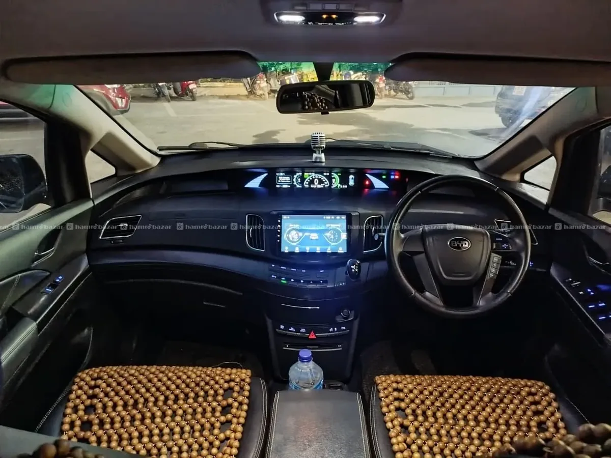 BYD E6 First Gen 2021 Model - Photo 3
