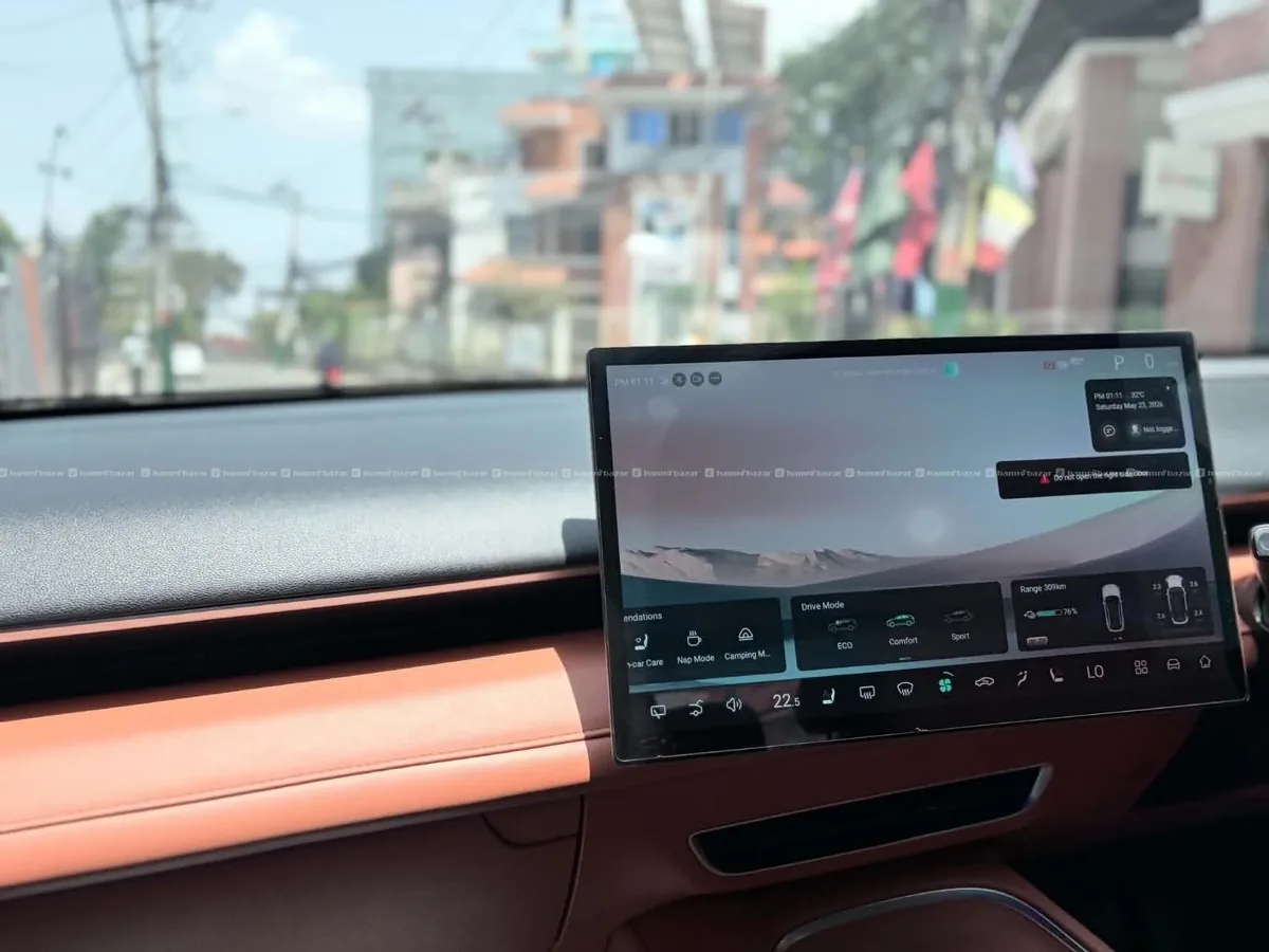 Deepal S07 Black With Orange Interior - Photo 2