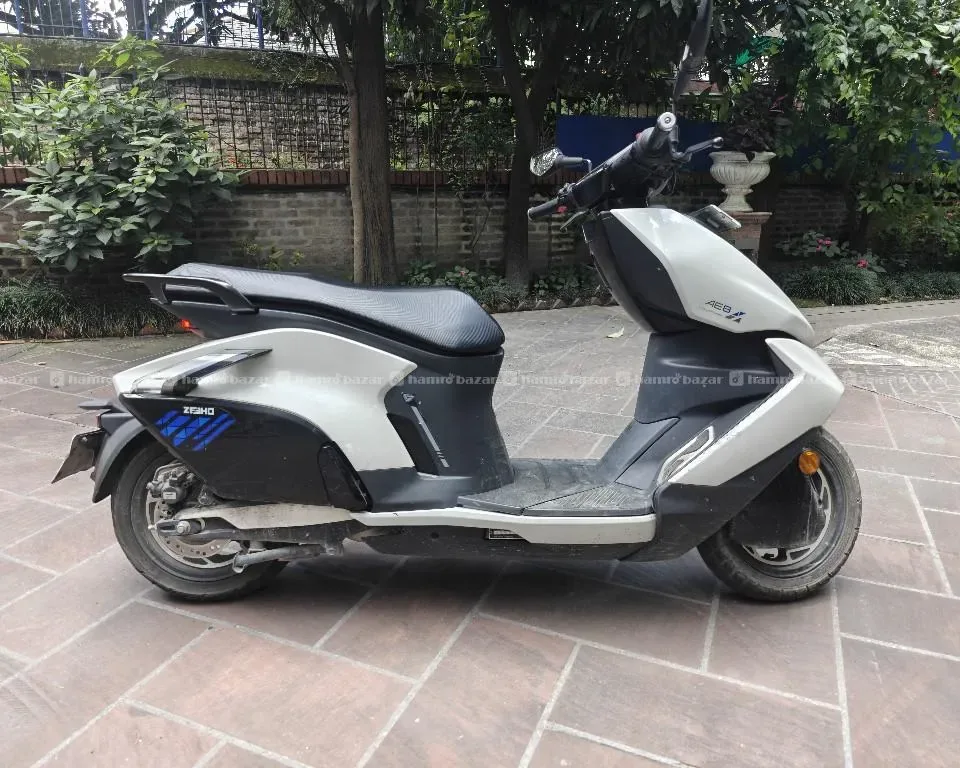 CF Moto Zeeho AE8