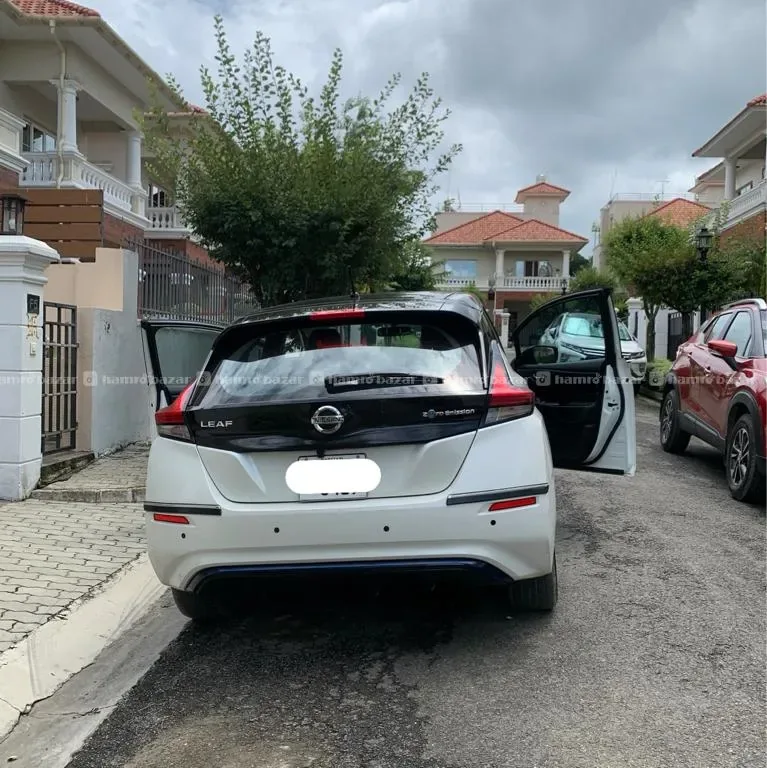 Nissan Leaf 2021 - Photo 2